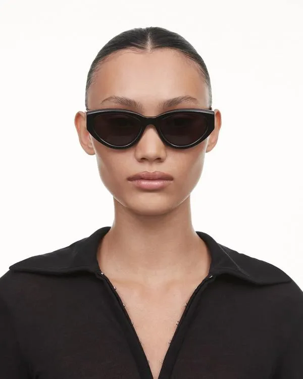 106 Sunglasses - Black