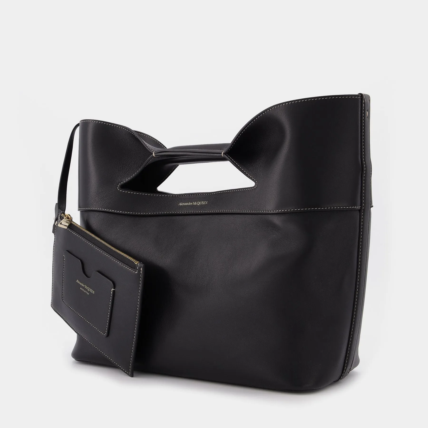 Alexander McQueen  The Bow Small Bag in Black Leather