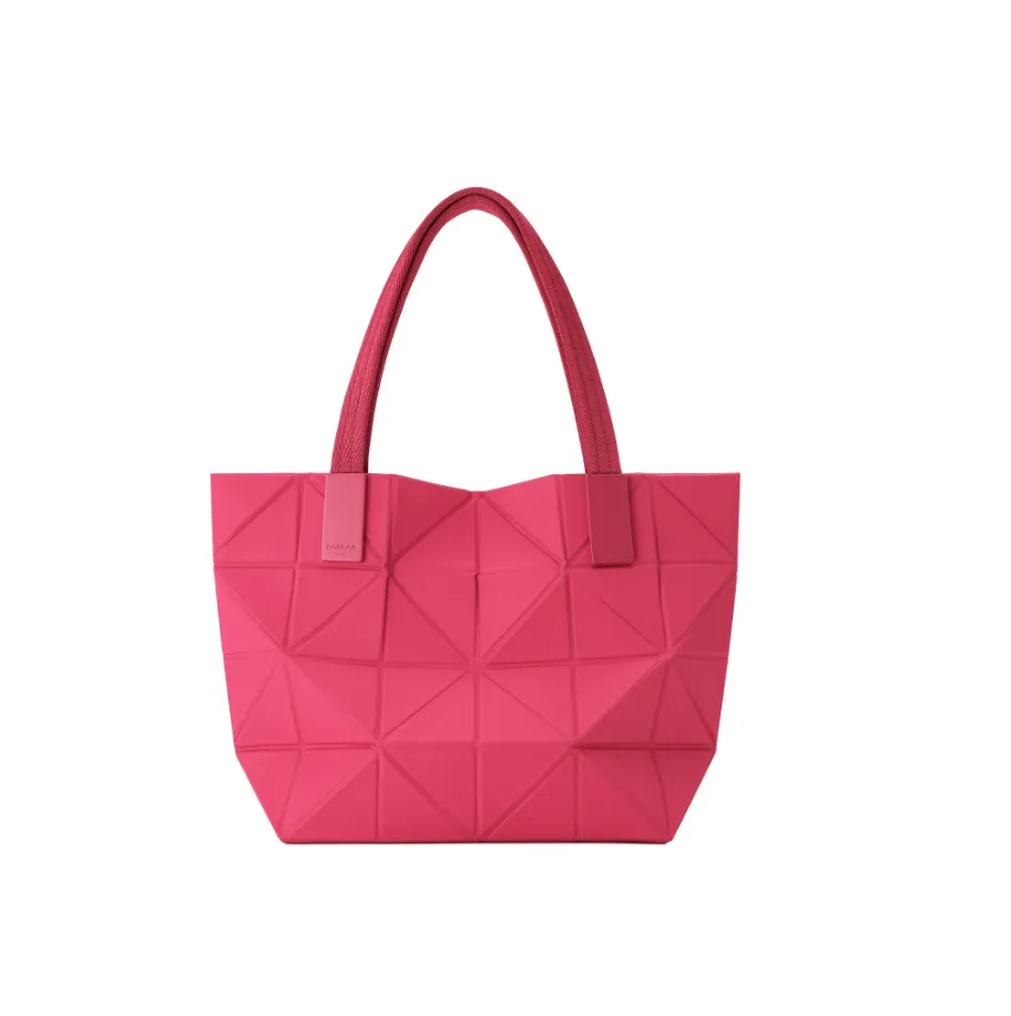 BAO BAO ISSEY MIYAKE TRACK HANDBAG 4x6 Checkered pattern