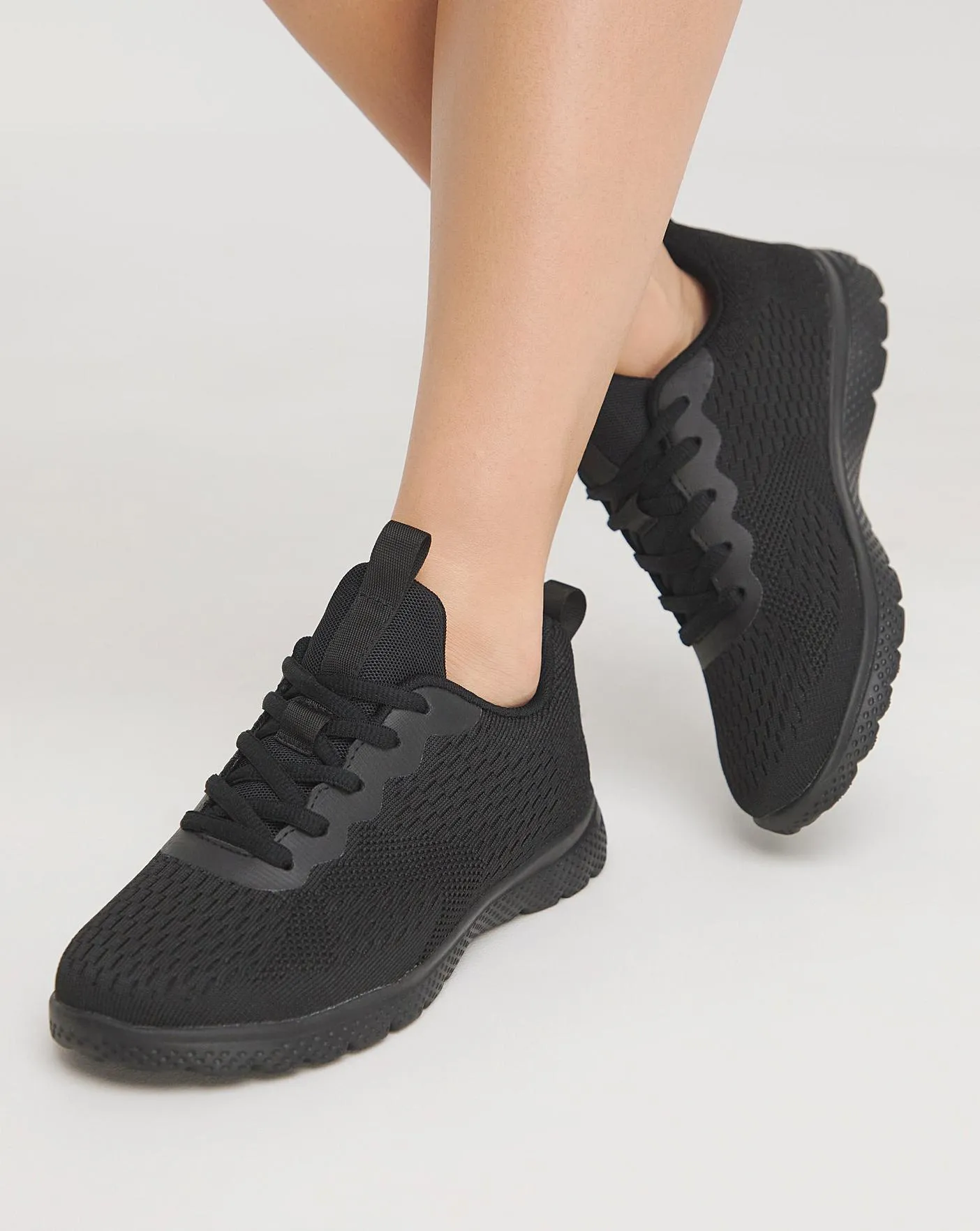 Cushion Walk Lace Up Trainers E Fit