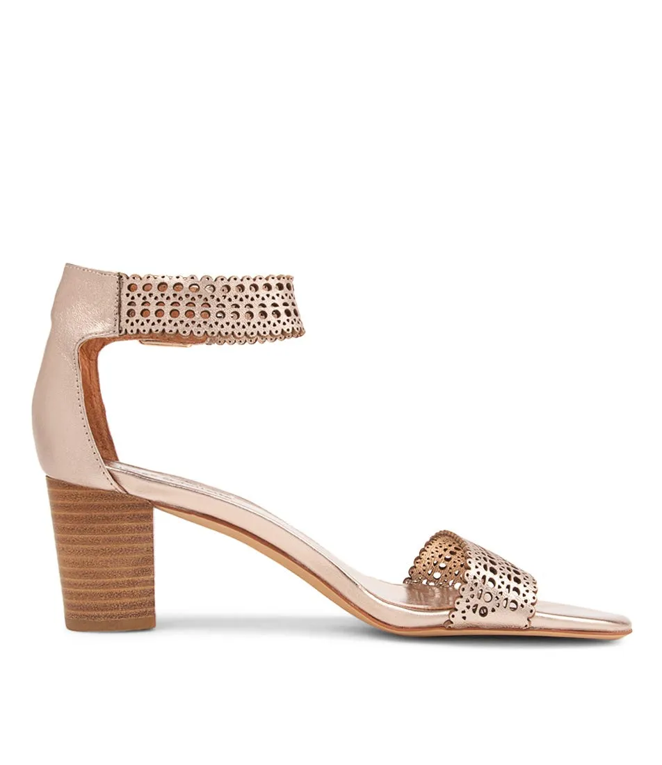 DJANGO & JULIETTE Cosmal Pale Rose Gold Leather Sandals