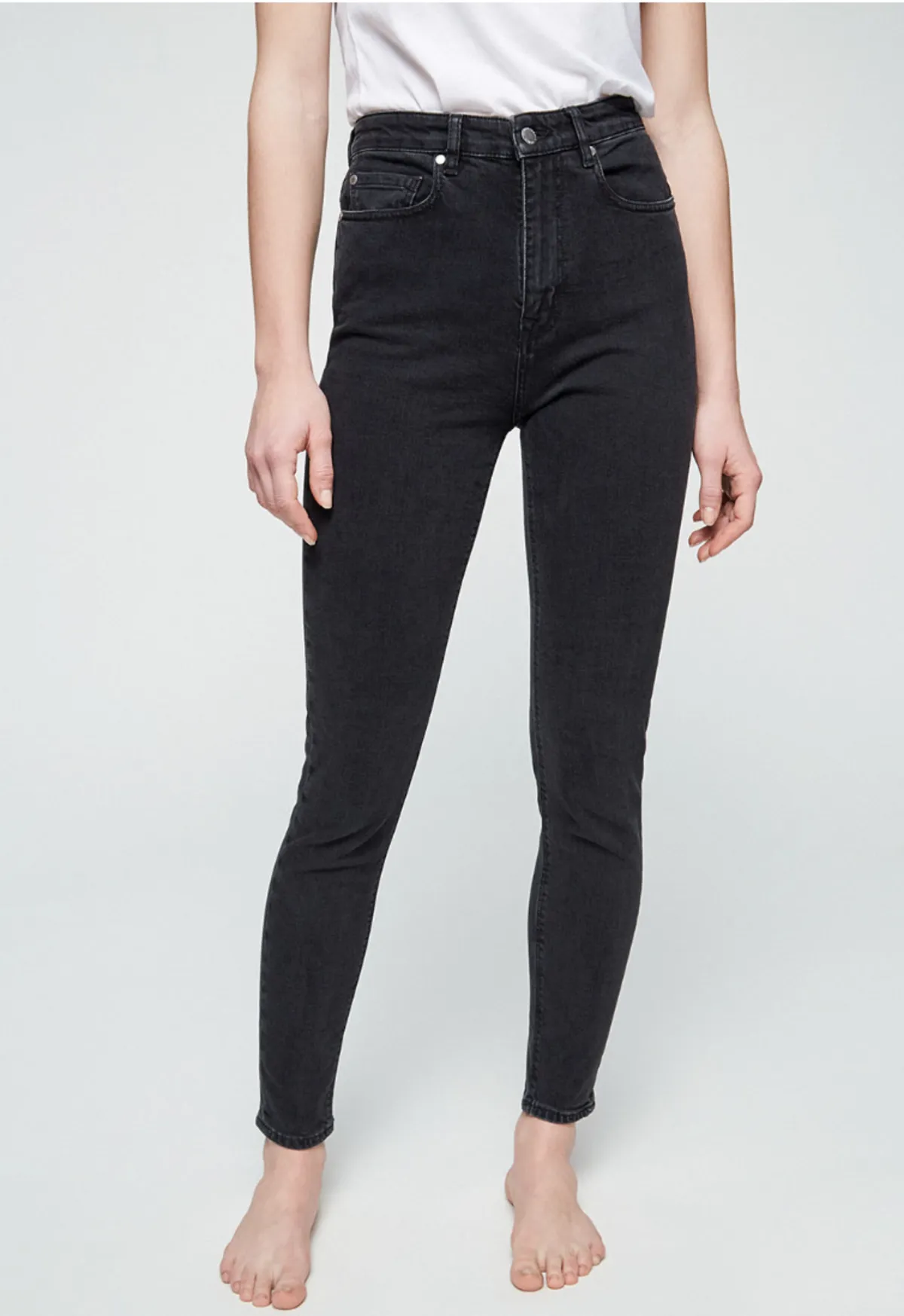 Ingaa High Waist Denim Jeans - Washed down black