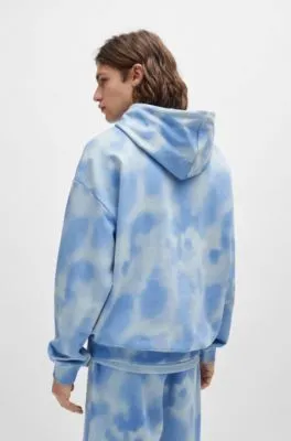 Oversize-fit hoodie in cotton with seasonal print