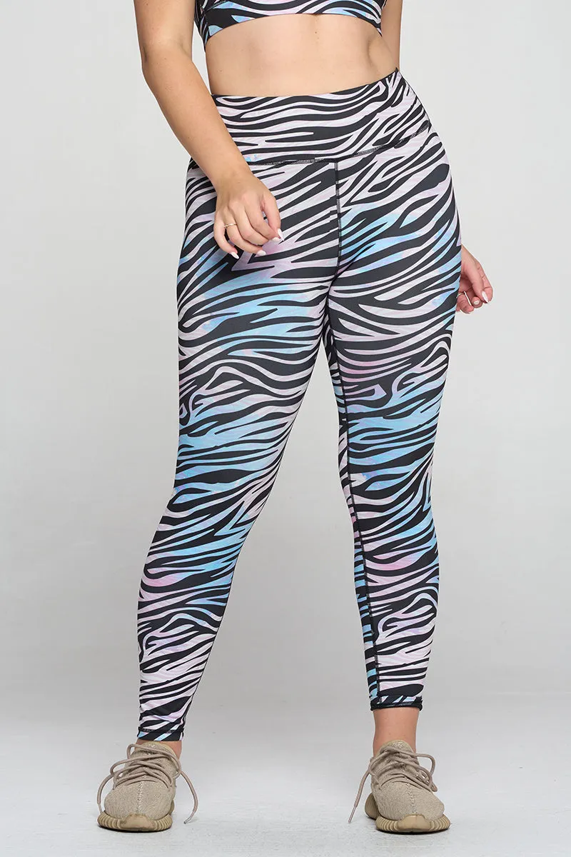 Plus Size Thunderbolt Zebra Print Active Leggings