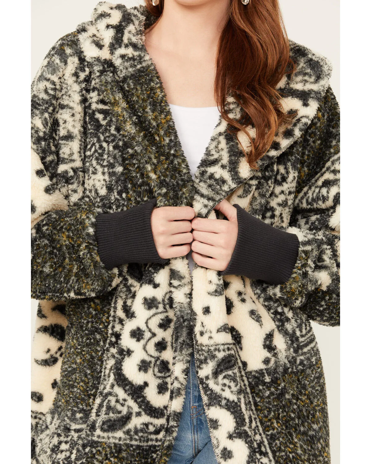 Product Name:  Mystree Women's Paisley Print Fur Hooded Jacket