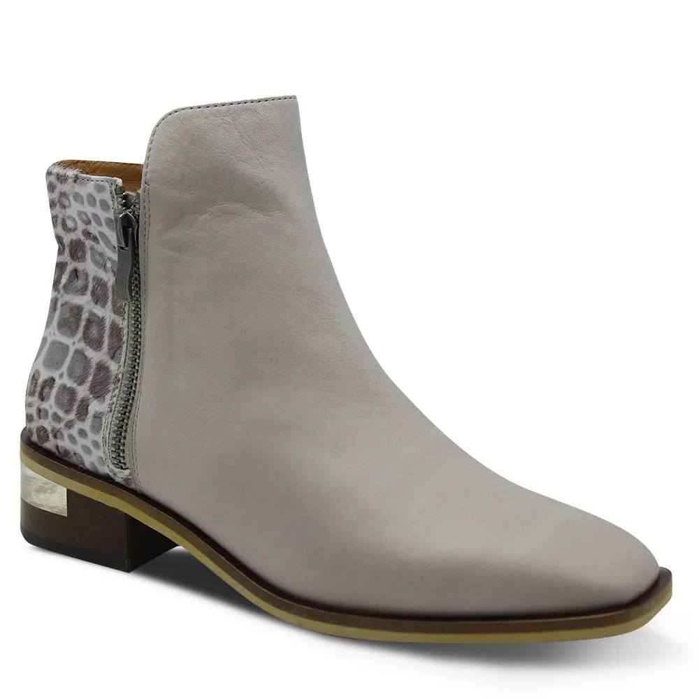 SEMPLE WOMENS FLAT BOOT