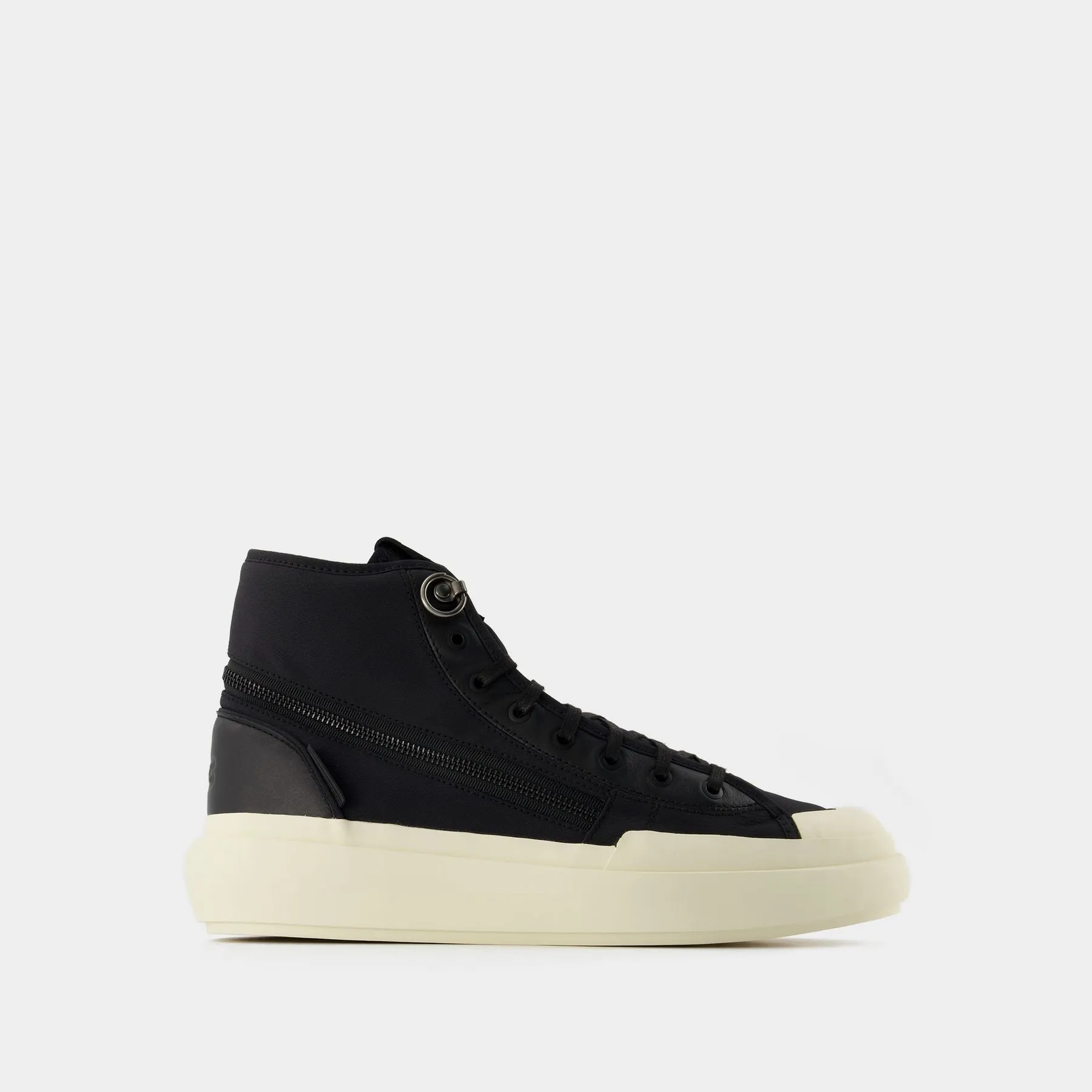 Y-3  Y-3 Ajatu Court High Sneakers  in Black